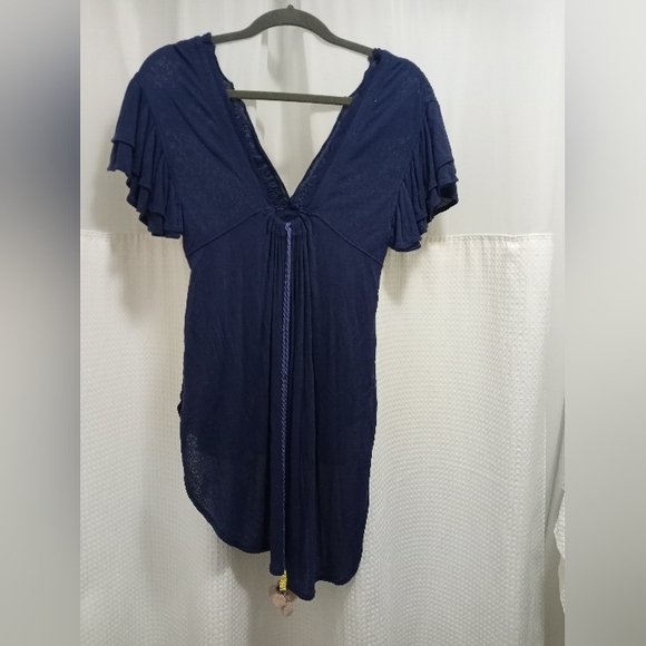 Free People tunic. EUC. Size xs. Very unique. - Picture 3 of 8